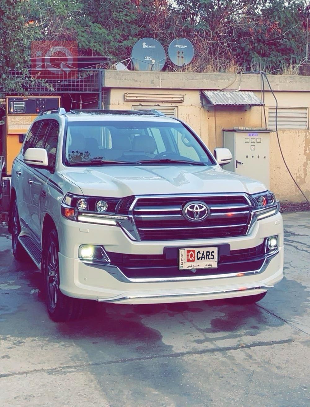 تويوتا لاندكروزر